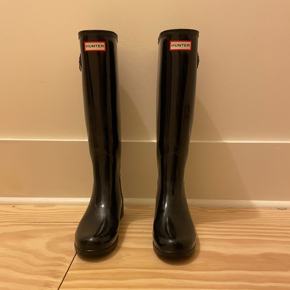 Hunter Black Gloss Tall Rain Boots